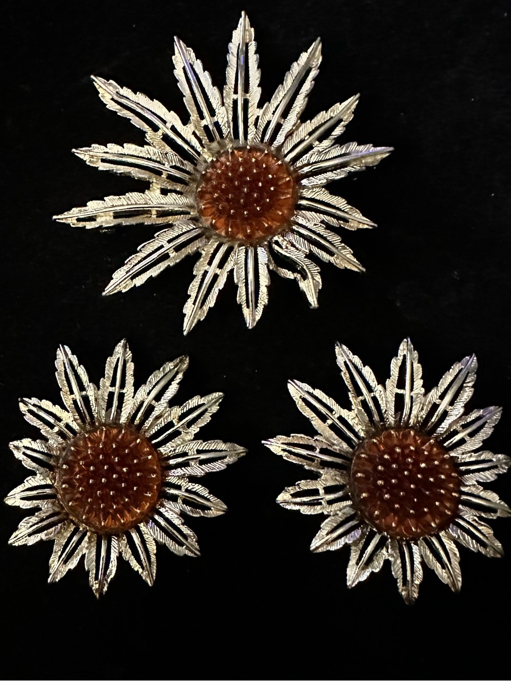 Sarah Coventry Silver and Brown Sunflower Brooch and clip earring set #10